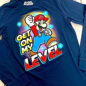 🟢3/$15 SUPER MARIO Long sleeve graphic T-shirt